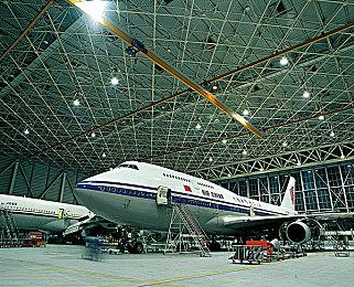 Curve Games新游《霓虹入侵者》已登陆Steam页面，预计2022秋季发布